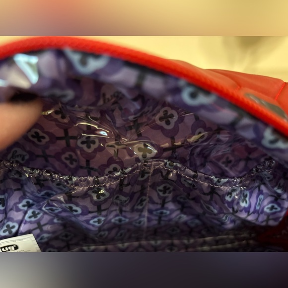 Lug Bumper Toiletries Bag. Butterfly Poppy. NWT - Picture 3 of 9